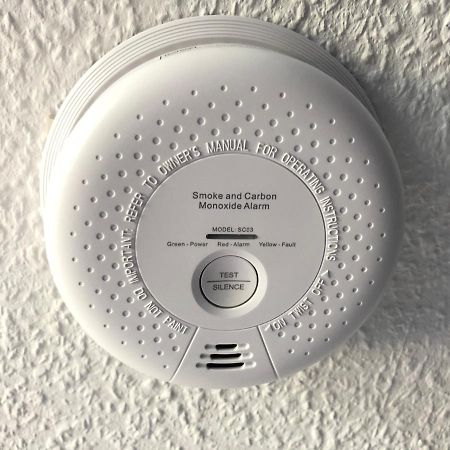 Cottbus-Apartments - Red Apartment I Privat I Wifi I Kueche I Balkon エクステリア 写真